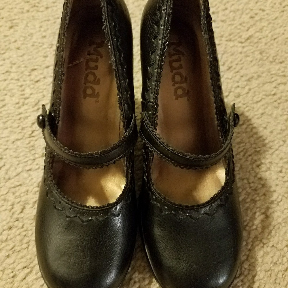Black Mudd Heels
